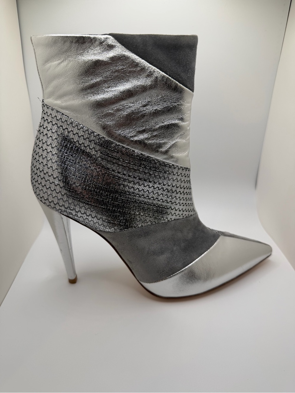 Gianvito Rossi Silver and Gray Metallic Pointed-Toe Ankle Boot with Box - 38.5